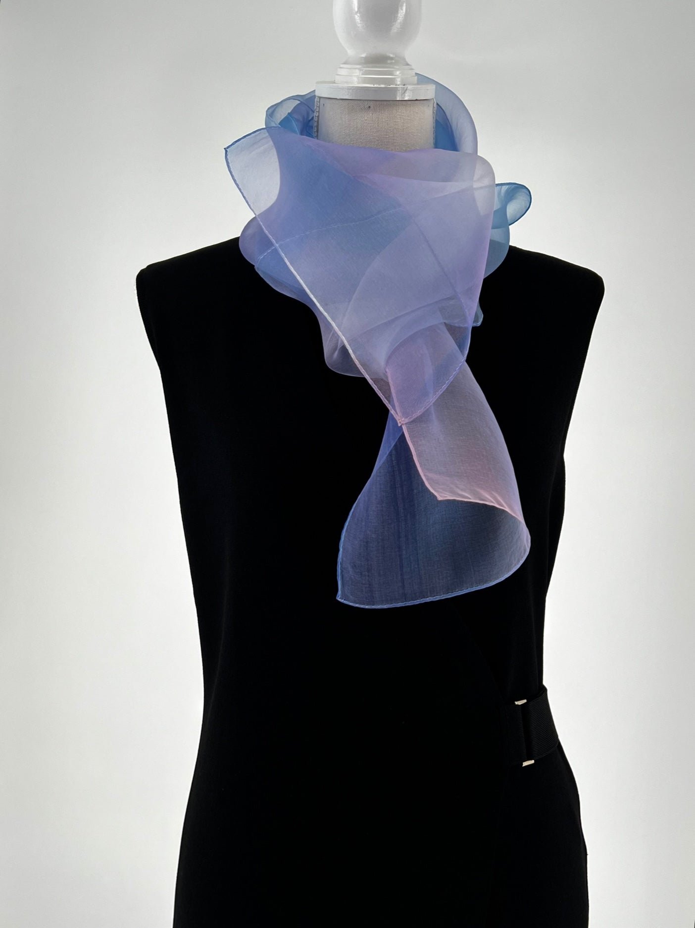 Hijab Large size One-of-a-kind Hand dyed Made in Japan Silk scarf Gift Unique Best Seller luxury Best Gift Wearable Art Best Holiday Gift Trendy Accessories Unique Design Handwritten Scarves and Wraps Nature Inspired Fashion Accessories High Quality Elegant スカーフ ヒジャブ ひじゃぶ 巻き方 アバヤ ユニクロ アクセサリー アレンジ 色 インド イスラム 女性 インドネシア UVカット エジプト おしゃれ 大きさ おみやげ プレゼント お店 ショップ 和柄 日本 柄 売ってる店 アラブ かわいい 可愛い カラフル どこで買う 着物 生地 着方 黒いヒジャブ 結婚式 コスプレ コーデ 購入 サリー 種類 シルク 専門店 日本製 サイズ チャドル 通販 店舗 巻き方 友禅 手染め ニカブ 布 かぶり方 販売 ハイブランド ファッション 服 服装 素材 お