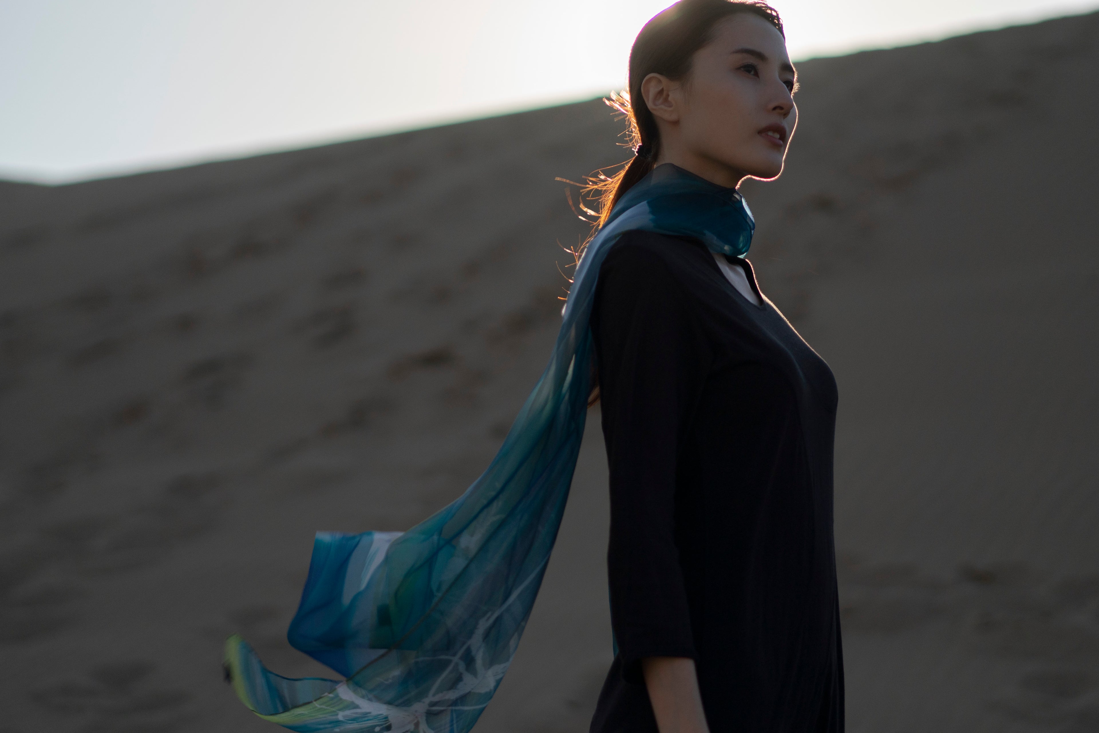 One-of-a-kind Hand dyed Made in Japan Silk scarf Gift Art  Unique Best Seller luxury Best Gift Wearable Art Best Holiday Gift Trendy Accessories Unique Design Handwritten Scarves and Wraps Nature Inspired Fashion Accessories High Quality Elegant Hijab Tudungヒジャブ ひじゃぶ 巻き方 アバヤ ユニクロ アクセサリー アレンジ 色 おしゃれ 大きさ おみやげ プレゼント お店 ショップ 和柄 日本 柄 売ってる店 かわいい カラフル どこで買う 着物 生地 着方 黒いヒジャブ 結婚式 コスプレ コーデ 購入 サリー  シルク 専門店 日本製 サイズ チャドル 通販 店舗 巻き方 友禅  手染め ニカブ 布 販売 ファッション お店 結び方 カラフル ヒジャブ ヨーラ インスタントヒジャブ トゥドゥン ジルバブ 