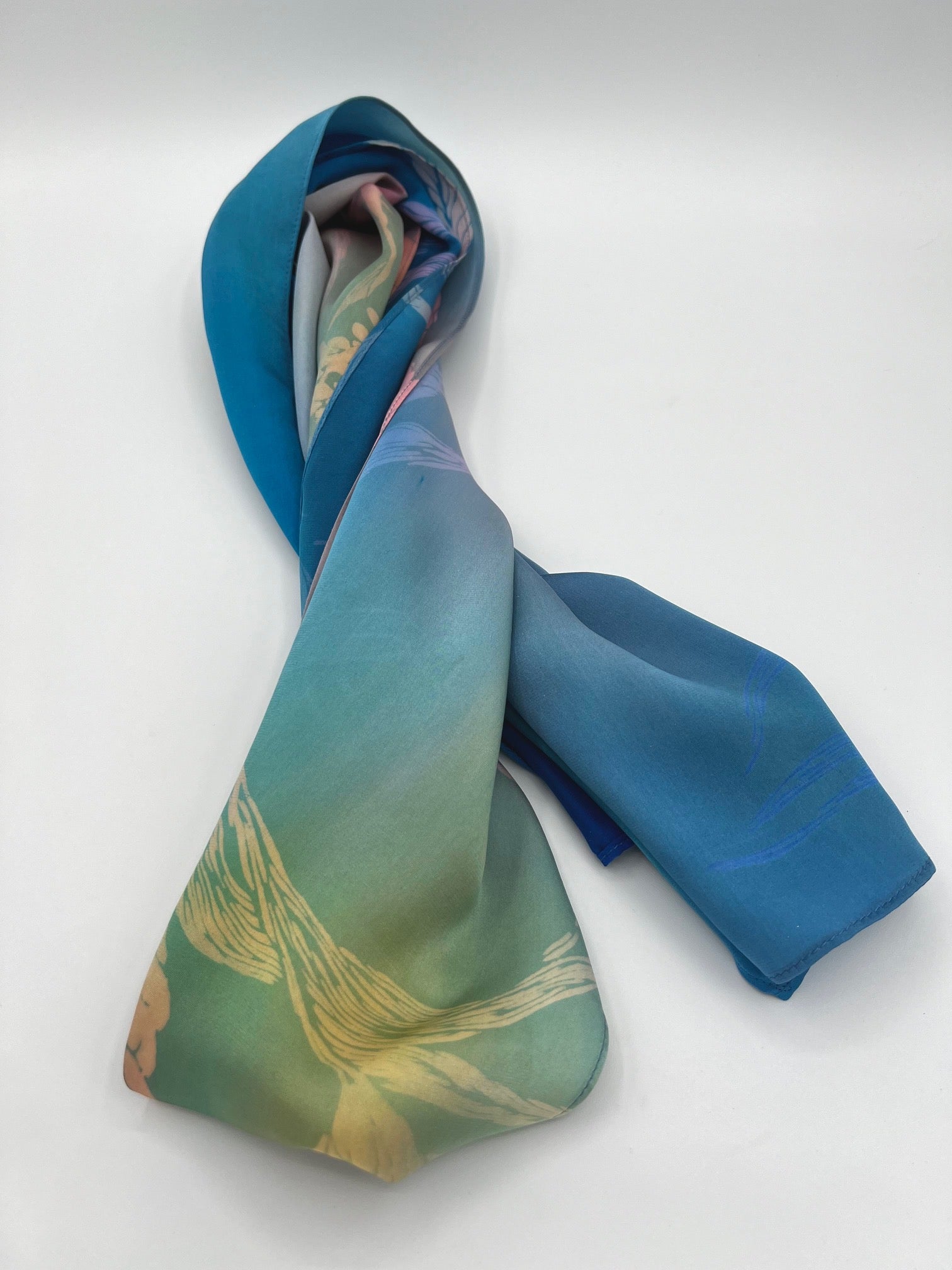 Hijab Large size One-of-a-kind Hand dyed Made in Japan Silk scarf Gift Unique Best Seller luxury Best Gift Wearable Art Best Holiday Gift Trendy Accessories Unique Design Handwritten Scarves and Wraps Nature Inspired Fashion Accessories High Quality Elegant スカーフ ヒジャブ ひじゃぶ 巻き方 アバヤ ユニクロ アクセサリー アレンジ 色 インド イスラム 女性 インドネシア UVカット エジプト おしゃれ 大きさ おみやげ プレゼント お店 ショップ 和柄 日本 柄 売ってる店 アラブ かわいい 可愛い カラフル どこで買う 着物 生地 着方 黒いヒジャブ 結婚式 コスプレ コーデ 購入 サリー  種類 シルク 専門店 日本製 サイズ チャドル 通販 店舗 巻き方 友禅  手染め ニカブ 布 かぶり方 販売 ハイブランド ファッション 服 服装 素材 お