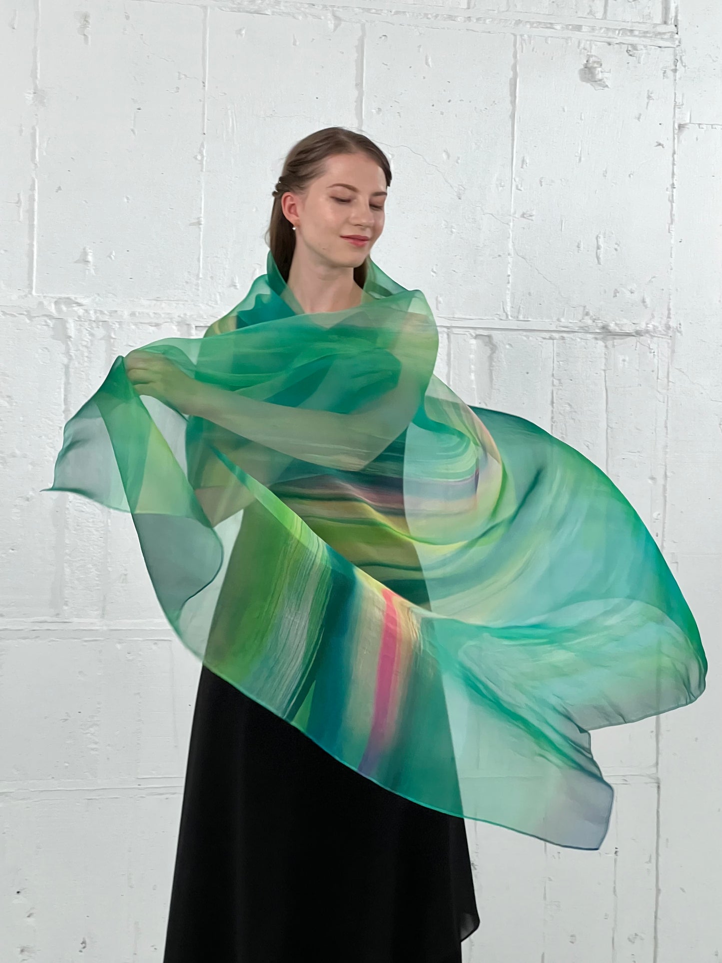 Hijab Large size One-of-a-kind Hand dyed Made in Japan Silk scarf Gift Unique Best Seller luxury Best Gift Wearable Art Best Holiday Gift Trendy Accessories Unique Design Handwritten Scarves and Wraps Nature Inspired Fashion Accessories High Quality Elegant ヒジャブ ひじゃぶ 巻き方 アバヤ ユニクロ アクセサリー アレンジ 色 インド イラン イスラム 女性 インドネシア UVカット エジプト おしゃれ 大きさ おみやげ プレゼント お店 ショップ 和柄 日本 柄 売ってる店 アラブ かわいい 可愛い カラフル どこで買う 着物 生地 着方 黒いヒジャブ 結婚式 コスプレ コーデ 購入 サリー  種類 シルク 専門店 日本製 サイズ チャドル 通販 店舗 巻き方 友禅  手染め ニカブ 布 かぶり方 販売 ハイブランド ファッション 服 服装 素材 お店