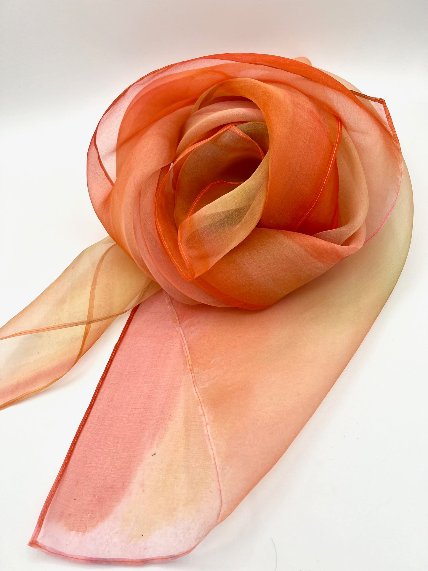 Hijab Large size One-of-a-kind Hand dyed Made in Japan Silk scarf Gift Unique Best Seller luxury Best Gift Wearable Art Best Holiday Gift Trendy Accessories Unique Design Handwritten Scarves and Wraps Nature Inspired Fashion Accessories High Quality Elegant ヒジャブ ひじゃぶ 巻き方 アバヤ ユニクロ アクセサリー アレンジ 色 インド イラン イスラム 女性 インドネシア UVカット エジプト おしゃれ 大きさ おみやげ プレゼント お店 ショップ 和柄 日本 柄 売ってる店 アラブ かわいい 可愛い カラフル どこで買う 着物 生地 着方 黒いヒジャブ 結婚式 コスプレ コーデ 購入 サリー  種類 シルク 専門店 日本製 サイズ チャドル 通販 店舗 巻き方 友禅  手染め ニカブ 布 かぶり方 販売 ハイブランド ファッション 服 服装 素材 お店