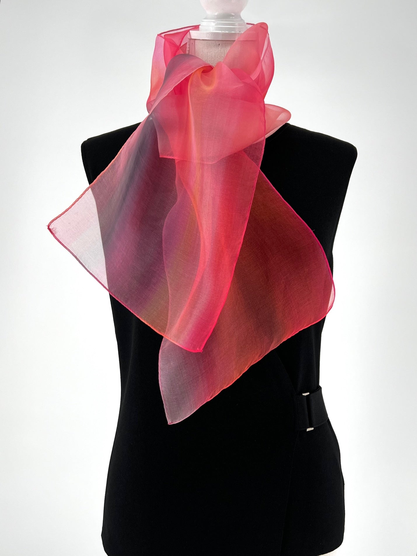 Hijab Large size One-of-a-kind Hand dyed Made in Japan Silk scarf Gift Unique Best Seller luxury Best Gift Wearable Art Best Holiday Gift Trendy Accessories Unique Design Handwritten Scarves and Wraps Nature Inspired Fashion Accessories High Quality Elegant スカーフ ヒジャブ ひじゃぶ 巻き方 アバヤ ユニクロ アクセサリー アレンジ 色 インド イスラム 女性 インドネシア UVカット エジプト おしゃれ 大きさ おみやげ プレゼント お店 ショップ 和柄 日本 柄 売ってる店 アラブ かわいい 可愛い カラフル どこで買う 着物 生地 着方 黒いヒジャブ 結婚式 コスプレ コーデ 購入 サリー  種類 シルク 専門店 日本製 サイズ チャドル 通販 店舗 巻き方 友禅  手染め ニカブ 布 かぶり方 販売 ハイブランド ファッション 服 服装 素材 お