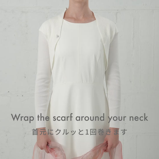 Hijab Large size One-of-a-kind Hand dyed Made in Japan Silk scarf Gift Unique Best Seller luxury Best Gift Wearable Art Best Holiday Gift Trendy Accessories Unique Design Handwritten Scarves and Wraps Nature Inspired Fashion Accessories High Quality Elegant スカーフ ヒジャブ ひじゃぶ 巻き方 アバヤ ユニクロ アクセサリー アレンジ 色 インド イスラム 女性 インドネシア UVカット エジプト おしゃれ 大きさ おみやげ プレゼント お店 ショップ 和柄 日本 柄 売ってる店 アラブ かわいい 可愛い カラフル どこで買う 着物 生地 着方 黒いヒジャブ 結婚式 コスプレ コーデ 購入 サリー  種類 シルク 専門店 日本製 サイズ チャドル 通販 店舗 巻き方 友禅  手染め ニカブ 布 かぶり方 販売 ハイブランド ファッション 服 服装 素材 お